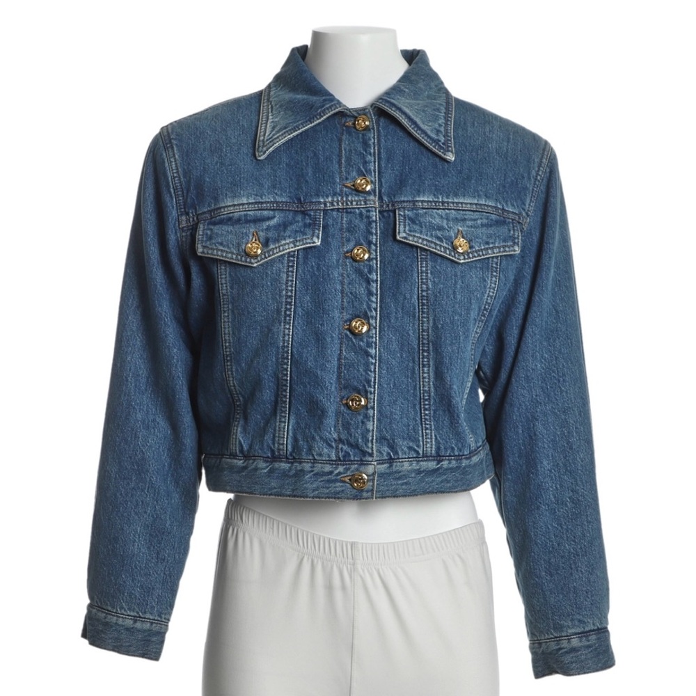 Jean gucci jacket size 42, equivalent to medium.